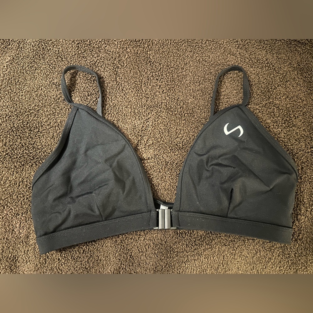 TLF sports bra. Black. Size Large. Never worn, too small for me